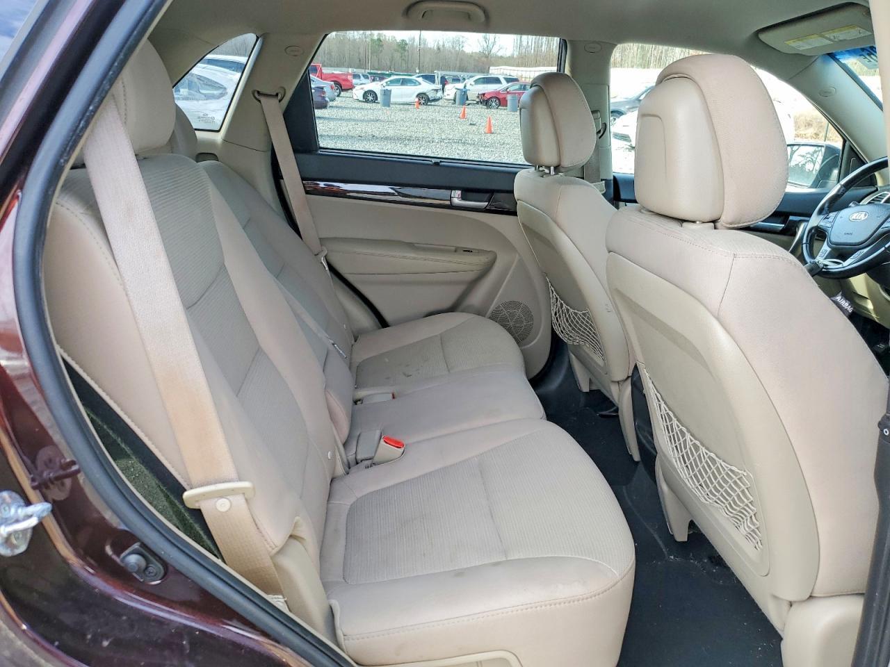 2014 KIA SORENTO