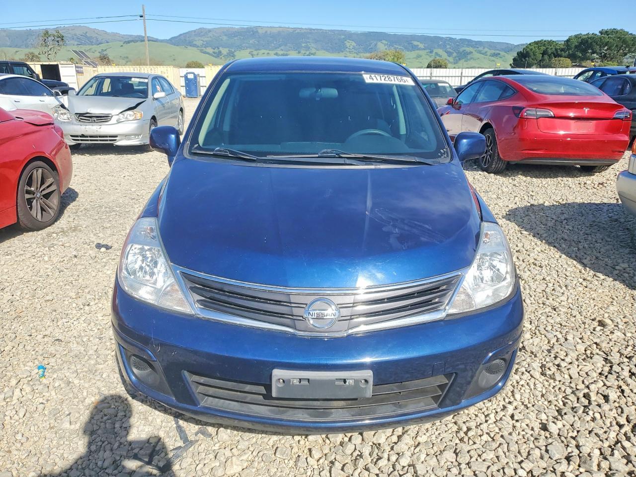 2012 NISSAN VERSA