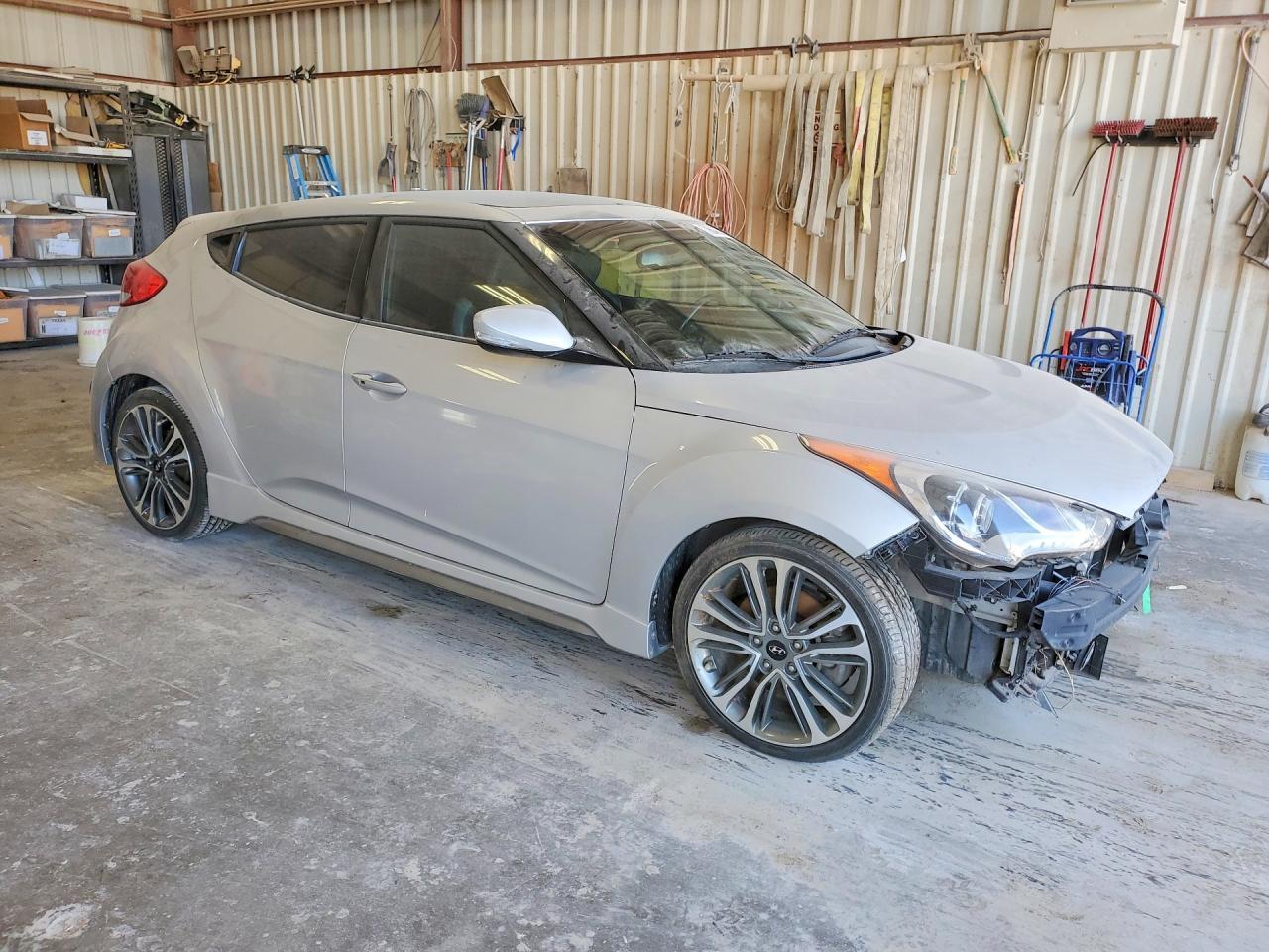 2016 HYUNDAI VELOSTER