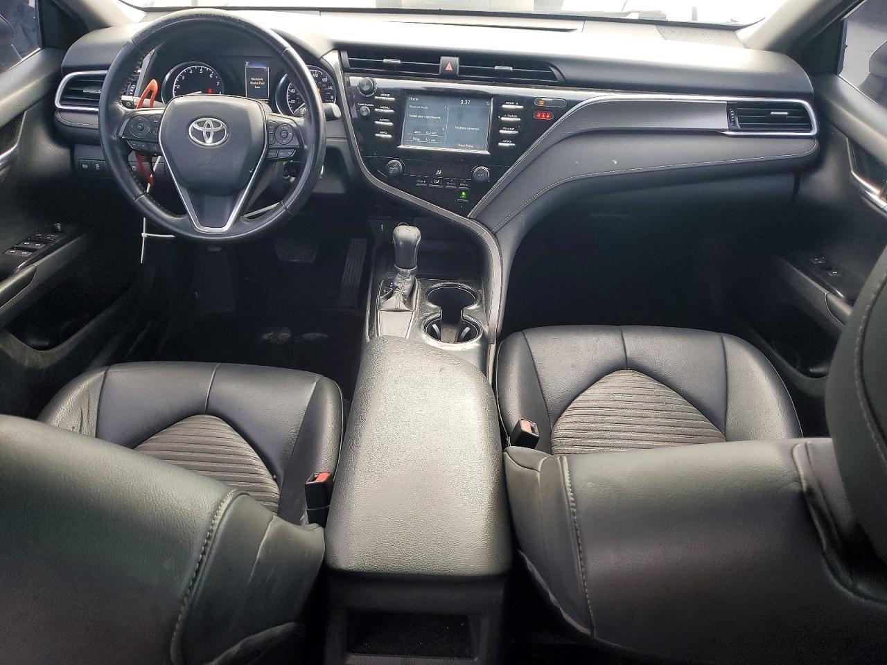 2018 TOYOTA CAMRY