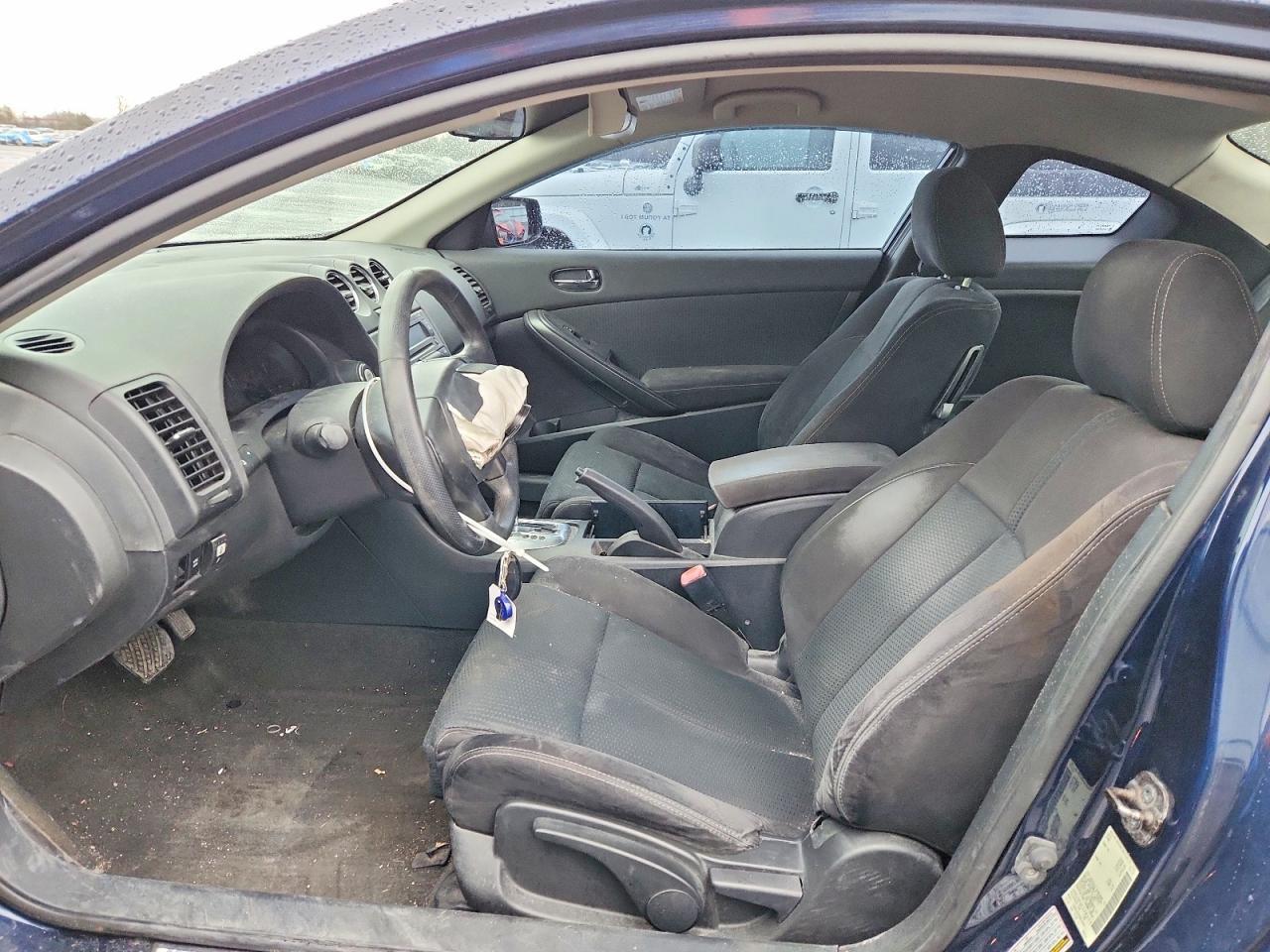 2010 NISSAN ALTIMA