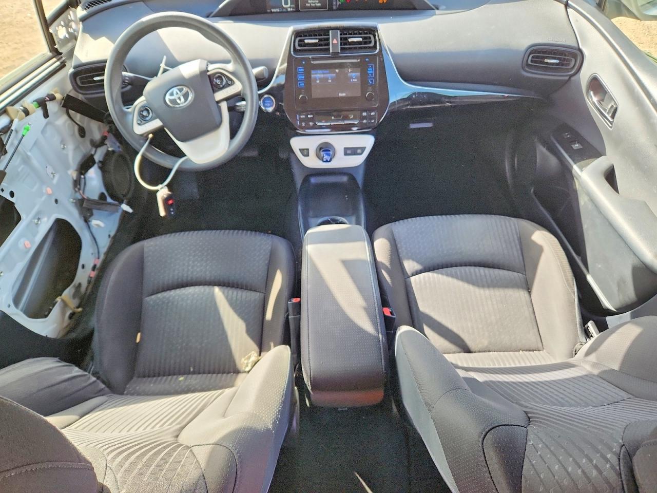 2017 TOYOTA PRIUS