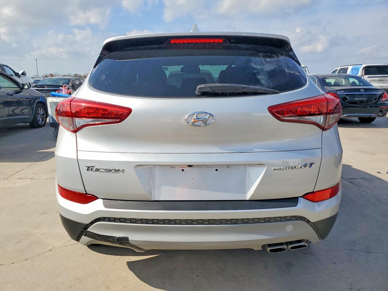 2017 HYUNDAI TUCSON