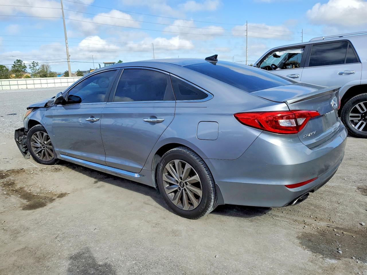 2016 HYUNDAI SONATA