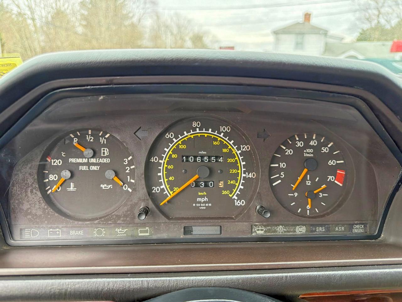 1995 MERCEDES-BENZ E-Class