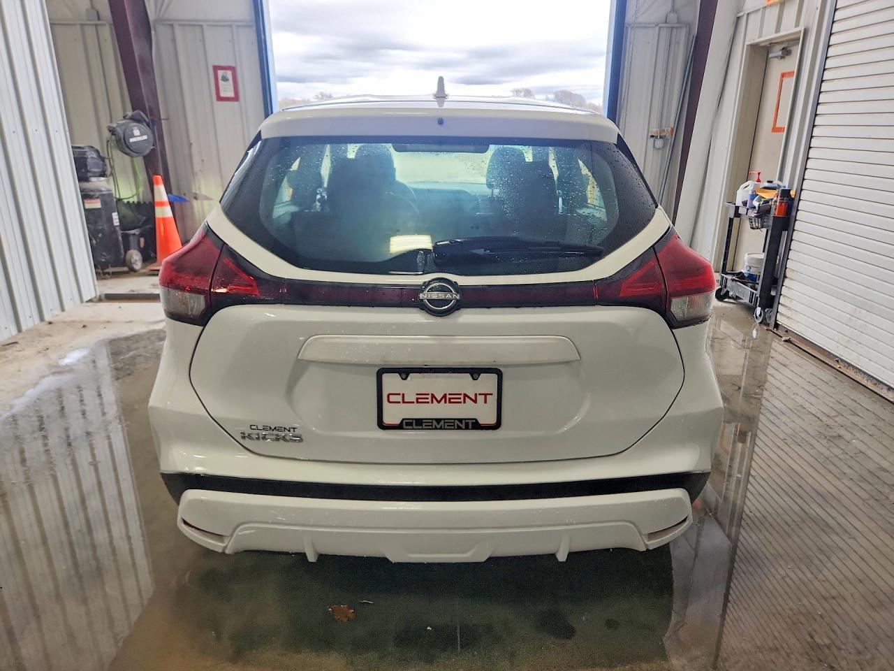 2022 NISSAN KICKS