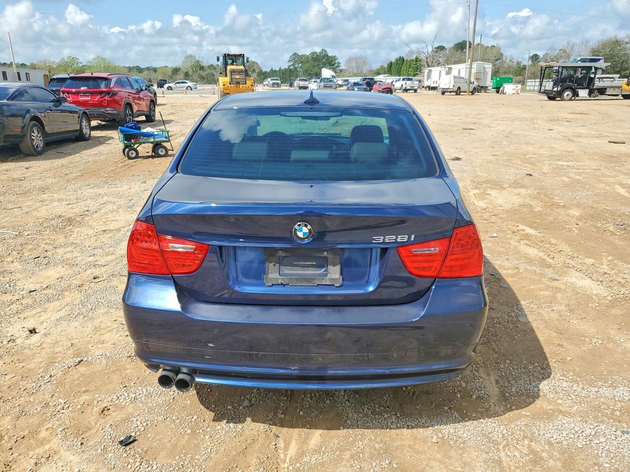 2011 BMW 3 SERIES