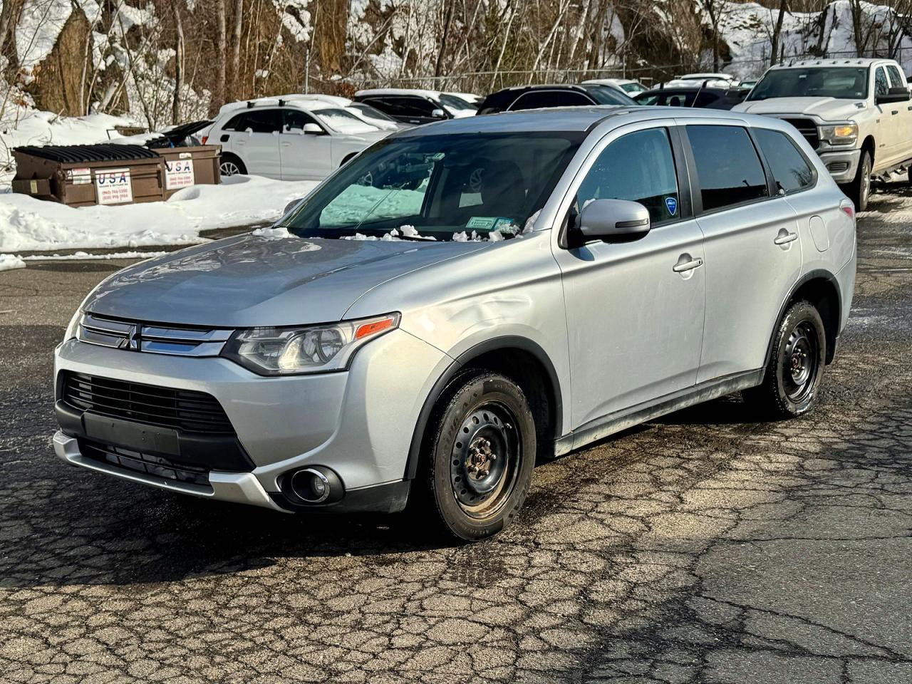 2015 MITSUBISHI outlander