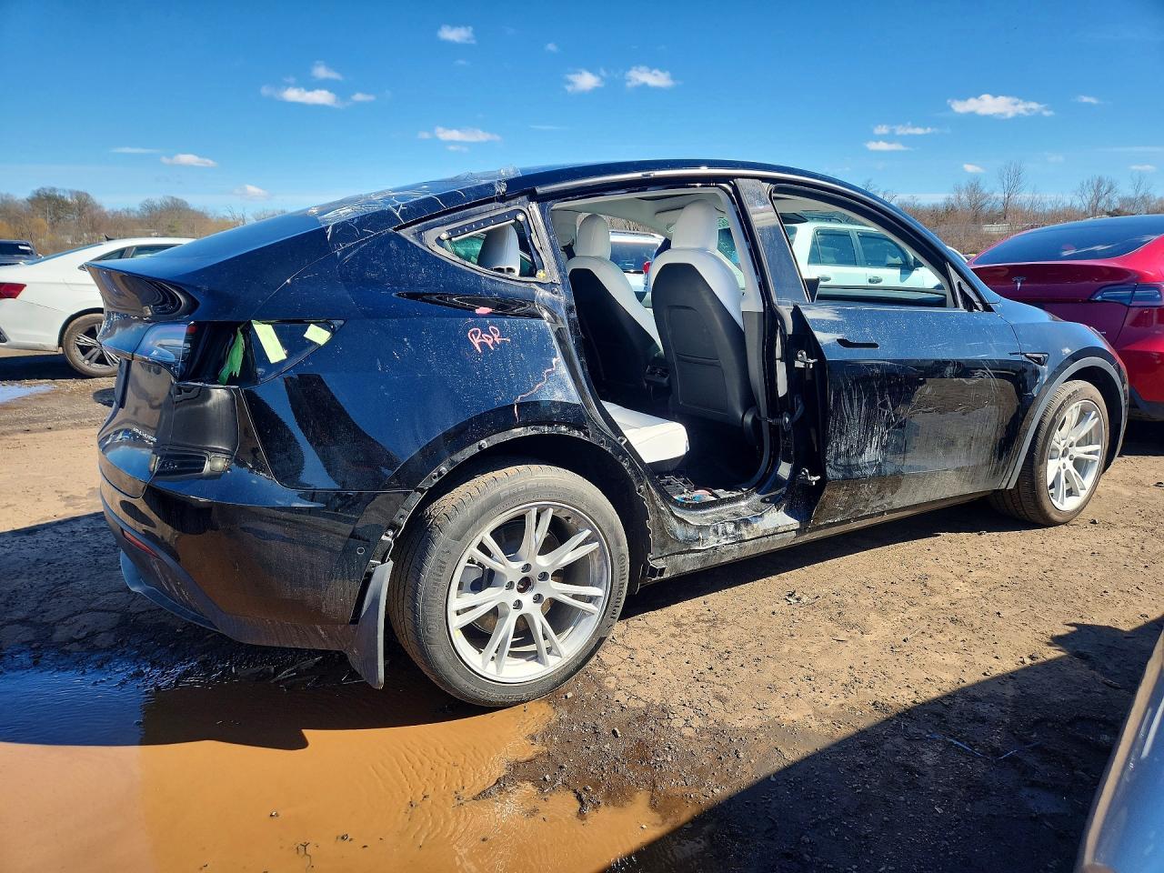 2022 TESLA MODEL Y