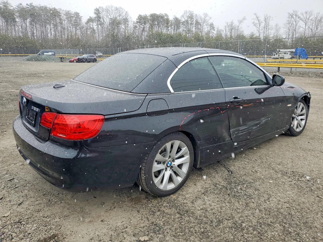 2013 BMW 3 SERIES