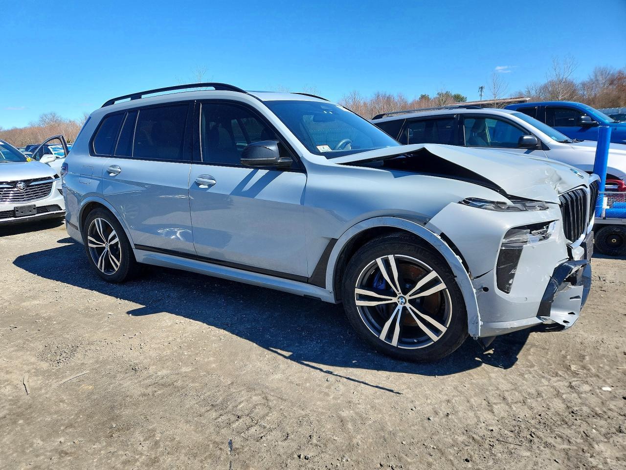 2025 BMW X7