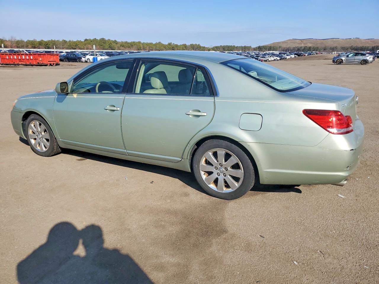 2006 Toyt Avalon