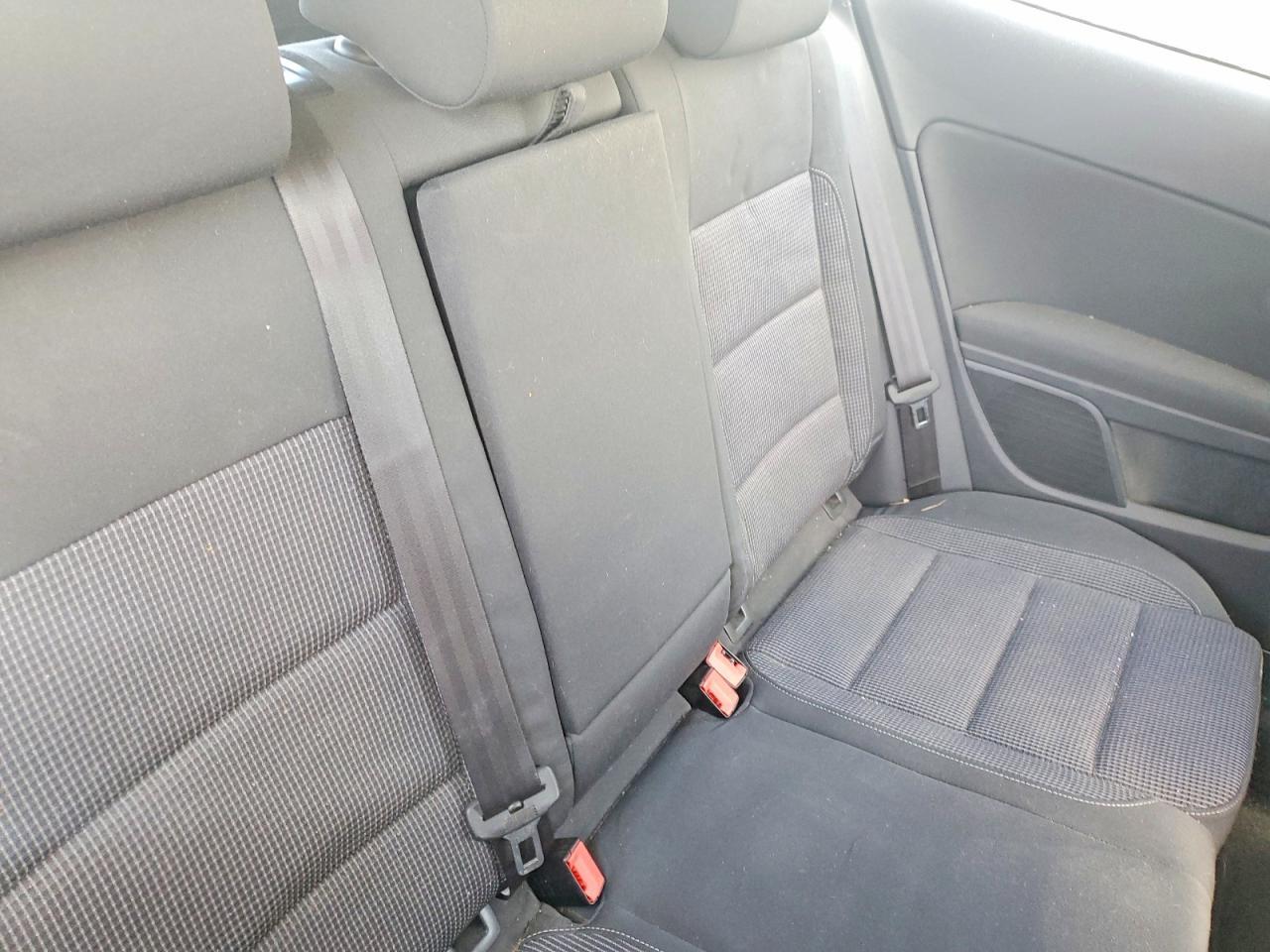 2013 VOLKSWAGEN GOLF