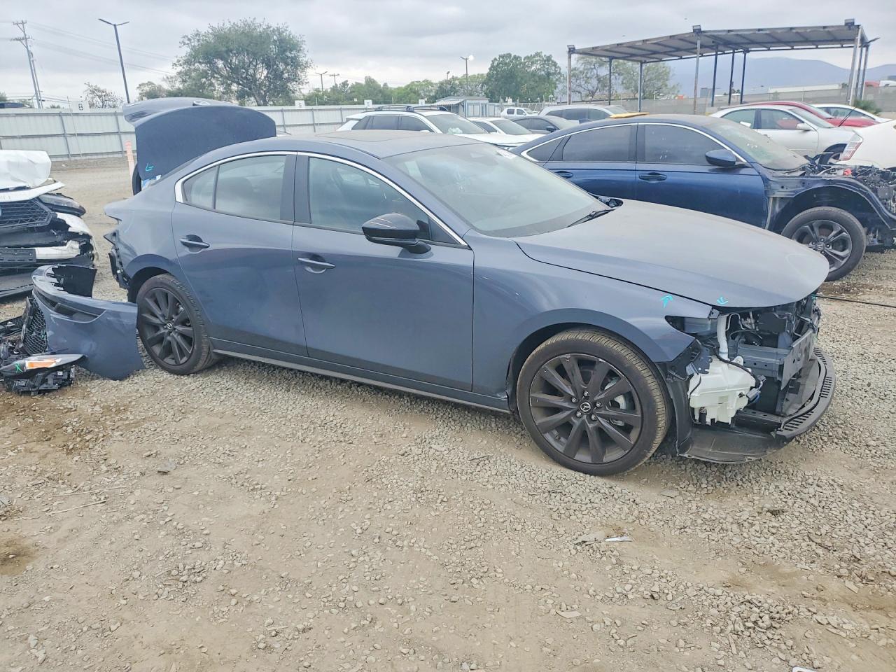 2025 MAZDA 3
