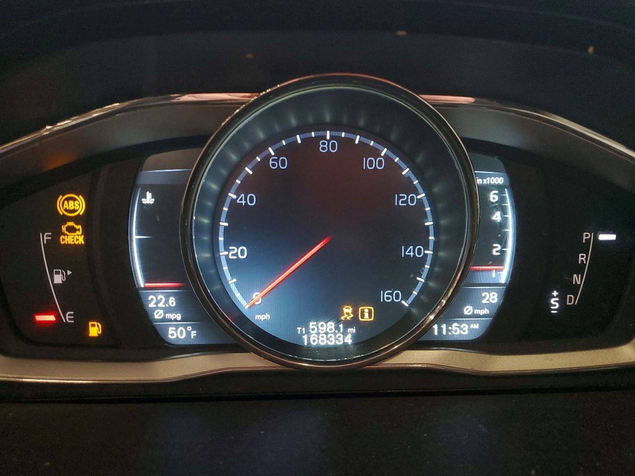 2015 VOLVO V60