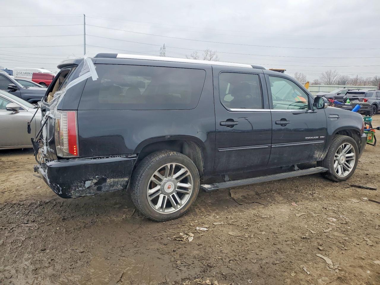 2014 CADILLAC Escalade ESV
