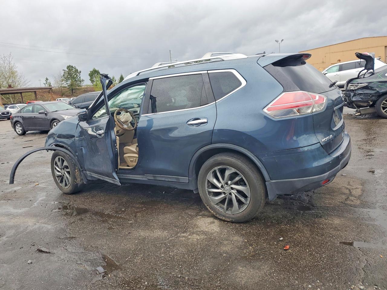 2014 NISSAN ROGUE