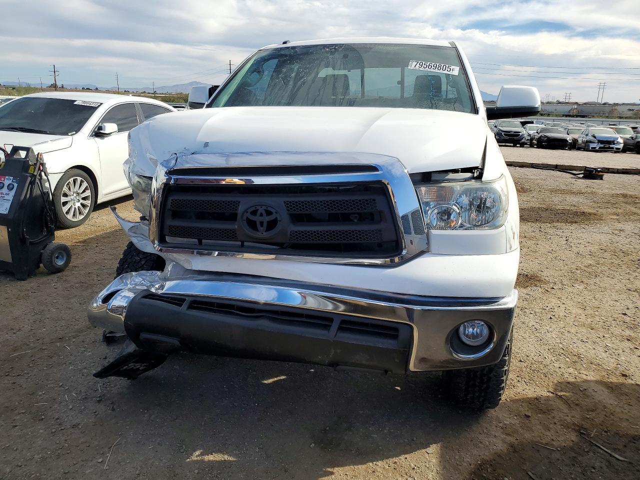 2012 TOYOTA TUNDRA