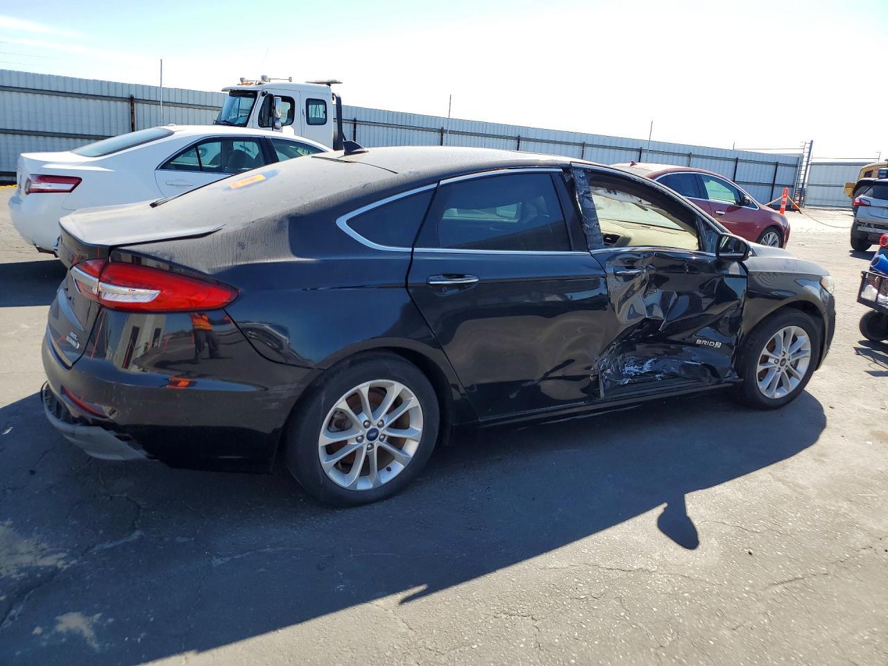 2019 FORD FUSION