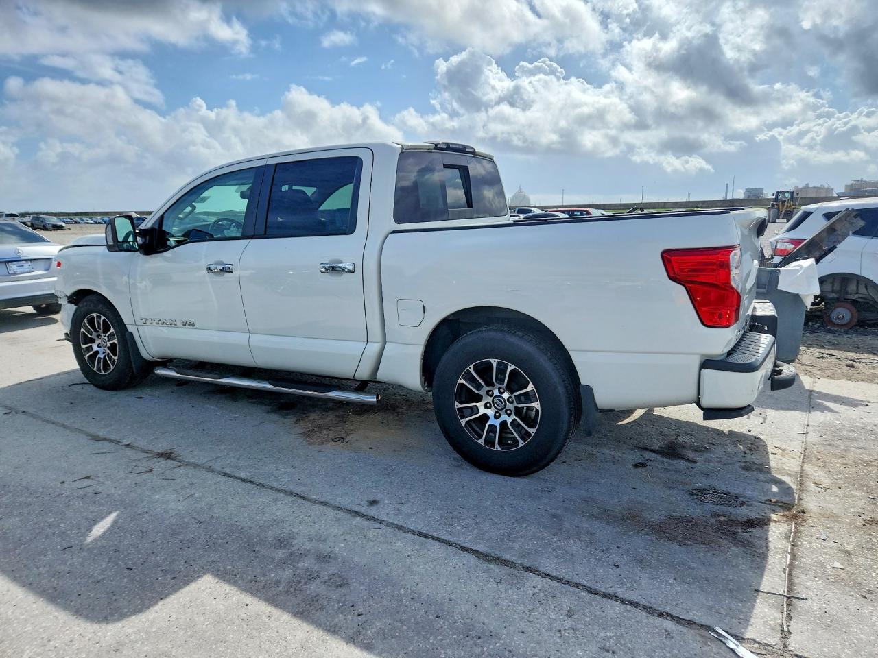 2020 NISSAN Titan