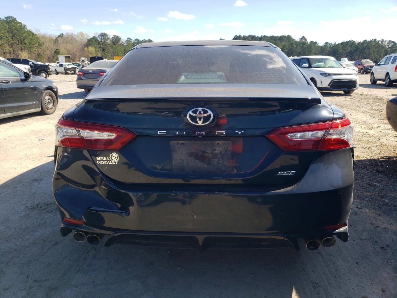 2018 TOYOTA CAMRY