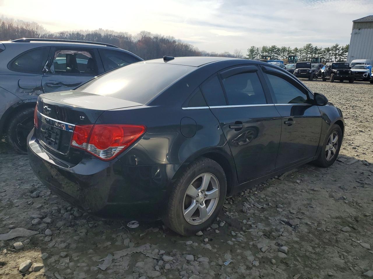 2011 CHEVROLET CRUZE