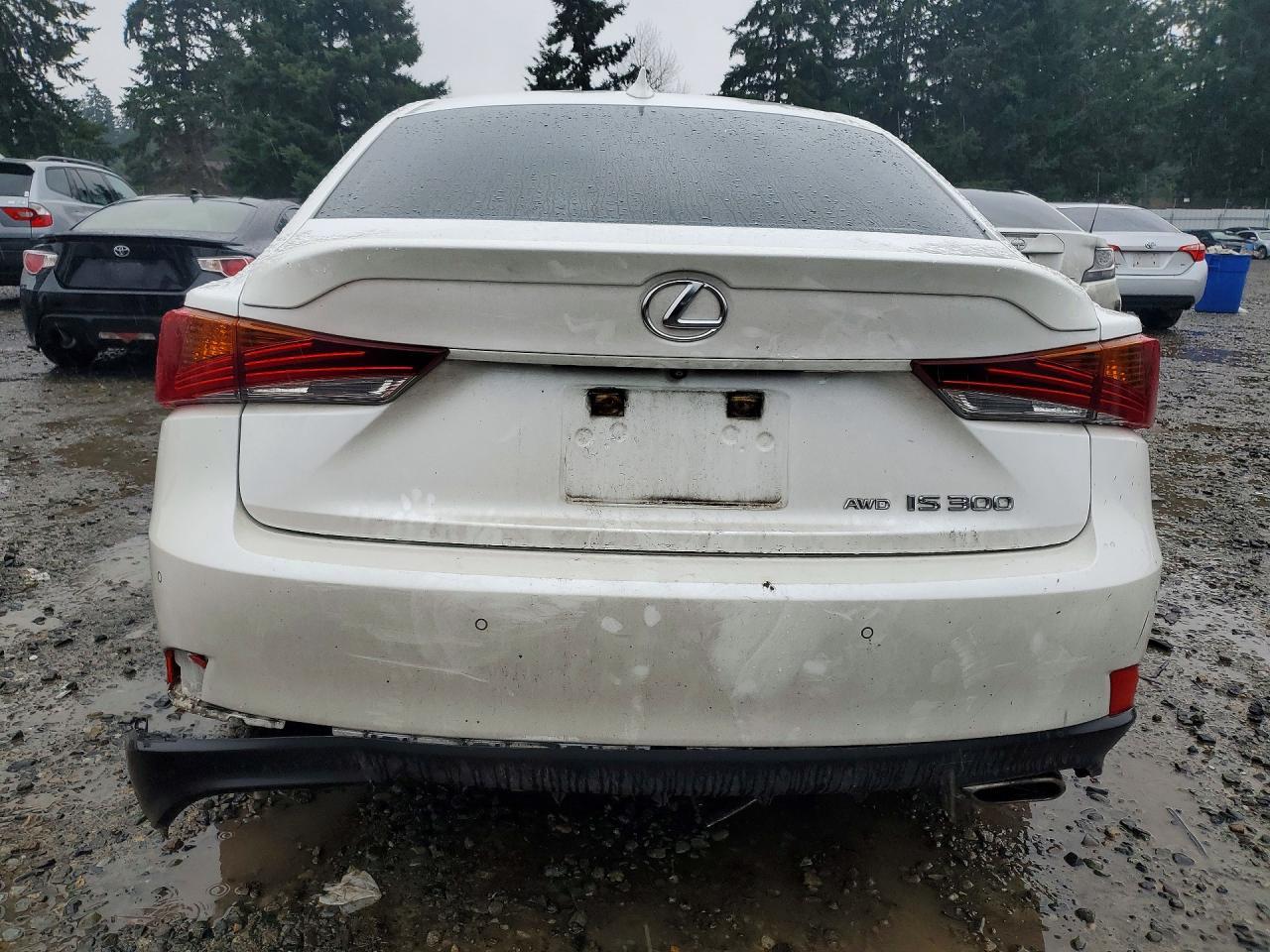 2017 LEXUS IS 300