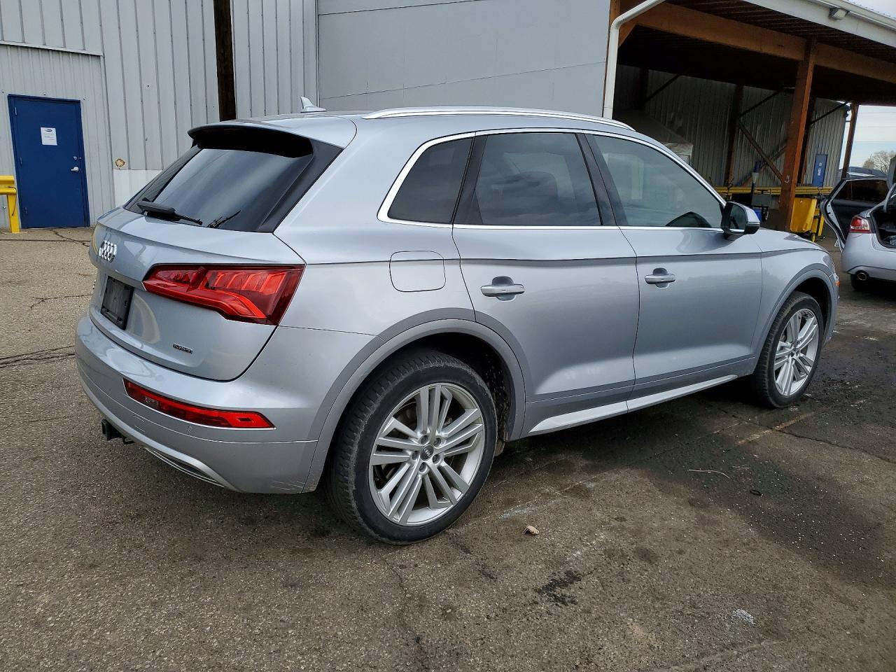 2019 AUDI Q5