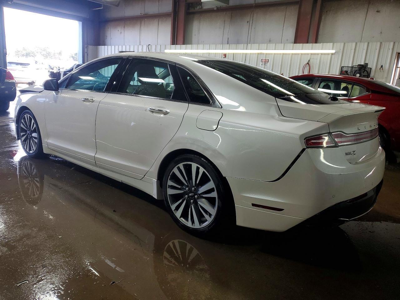2017 LINCOLN MKZ