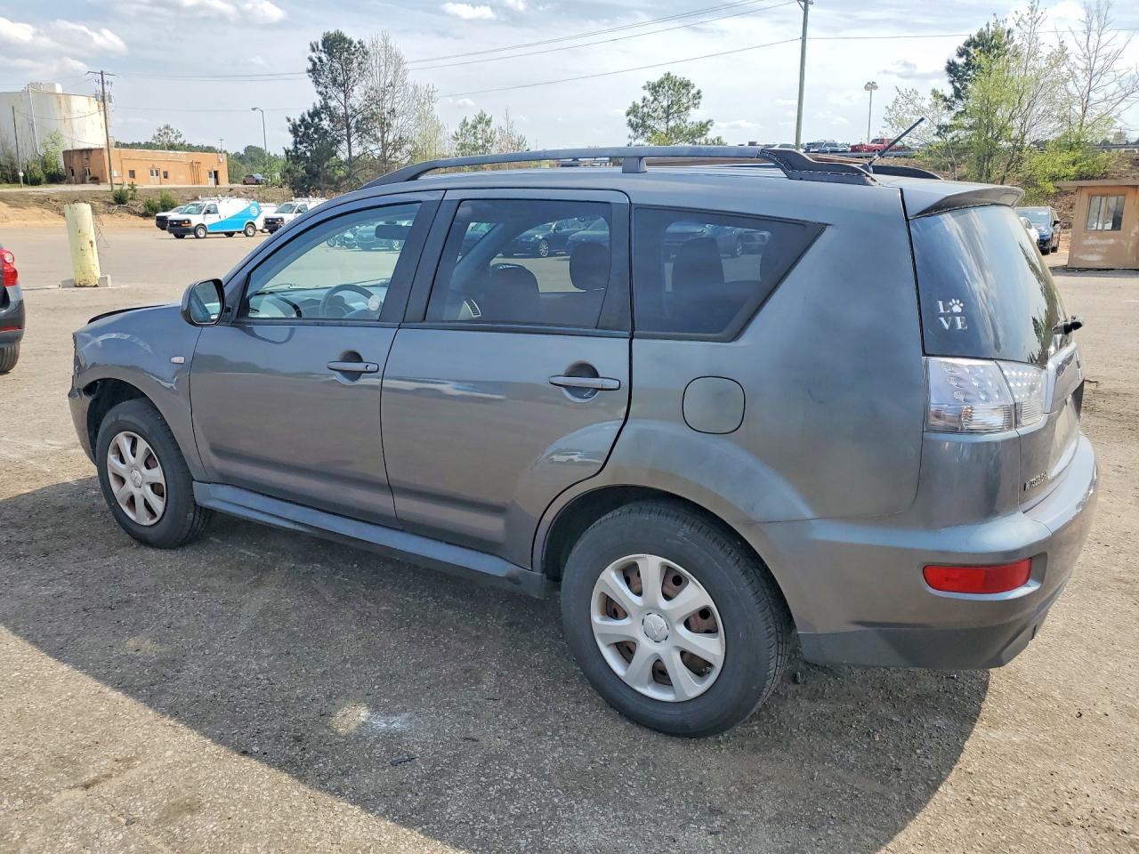 2012 MITSUBISHI outlander