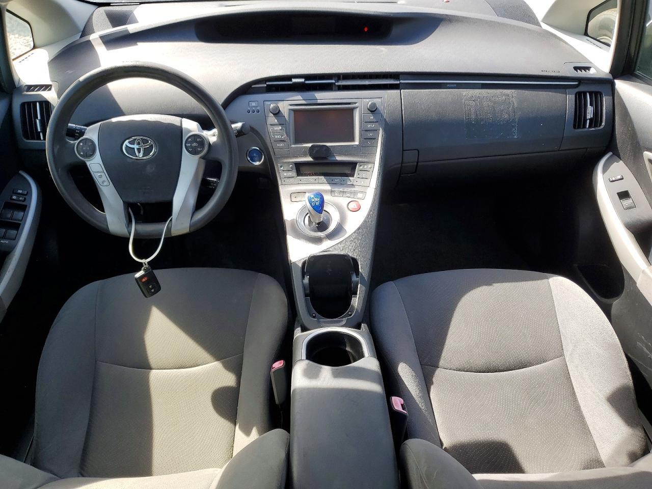 2012 TOYOTA PRIUS