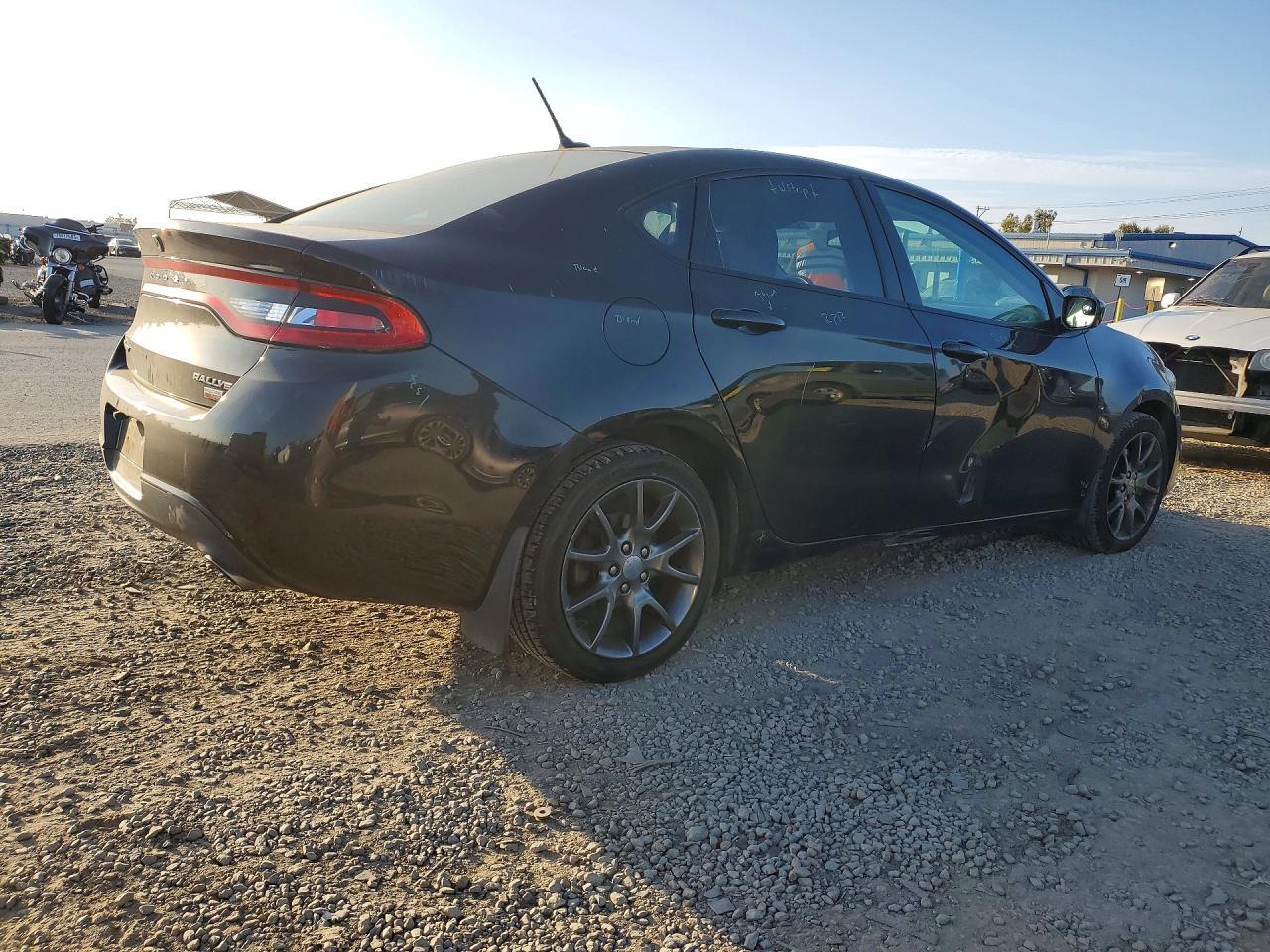 2013 DODGE Dart