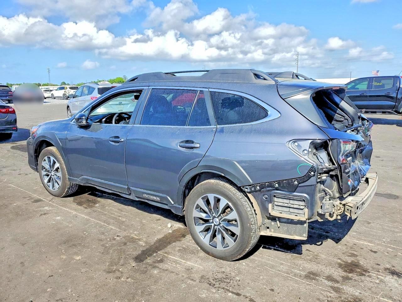 2023 SUBARU Outback