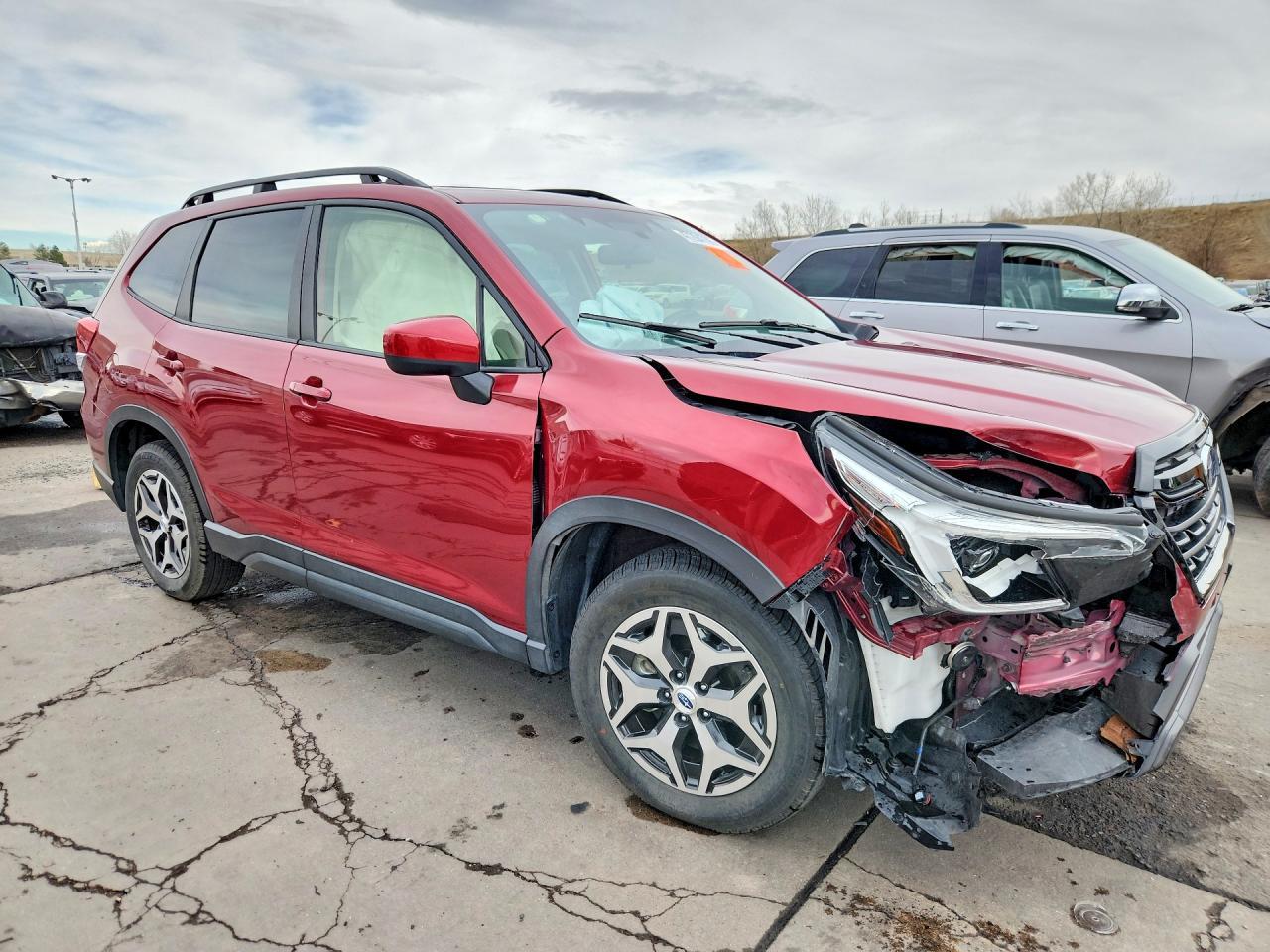 2023 SUBARU FORESTER