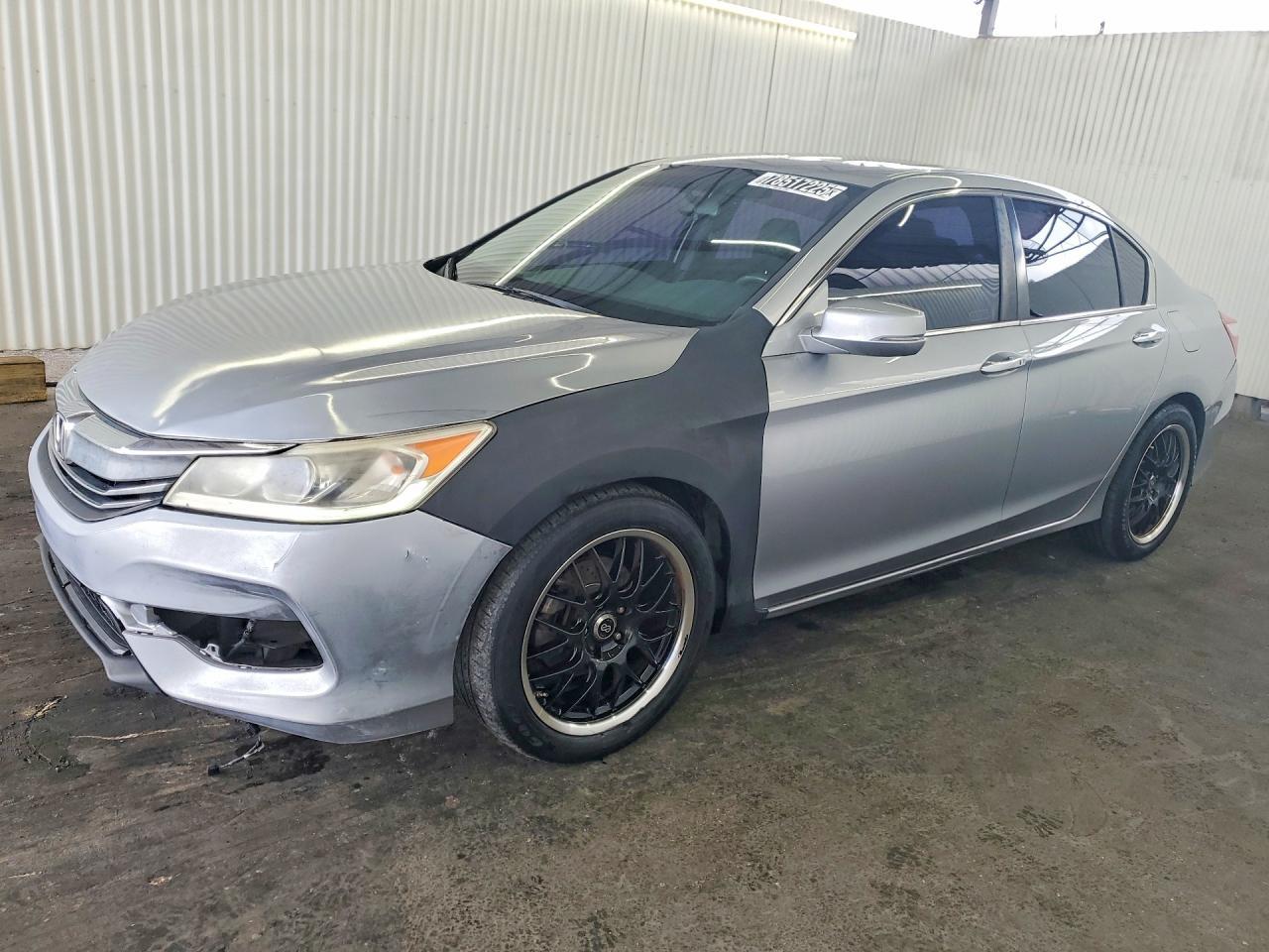 2017 HONDA ACCORD
