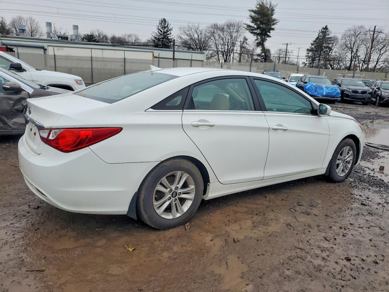 2013 HYUNDAI SONATA