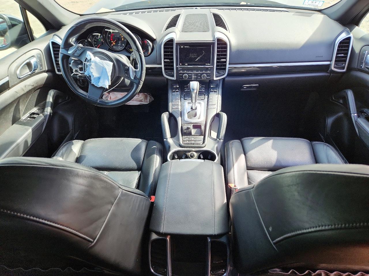 2011 PORSCHE CAYENNE