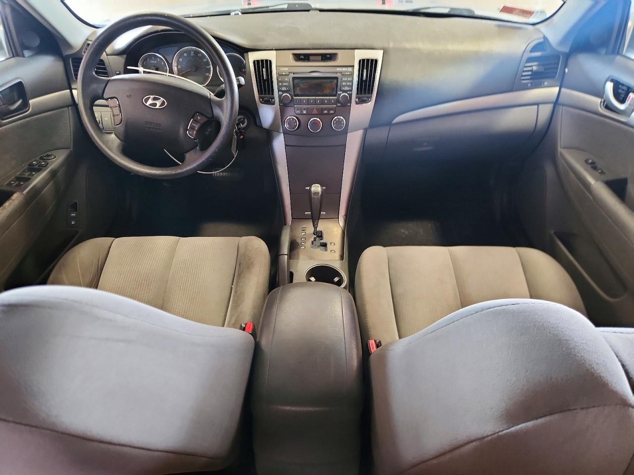 2010 HYUNDAI SONATA