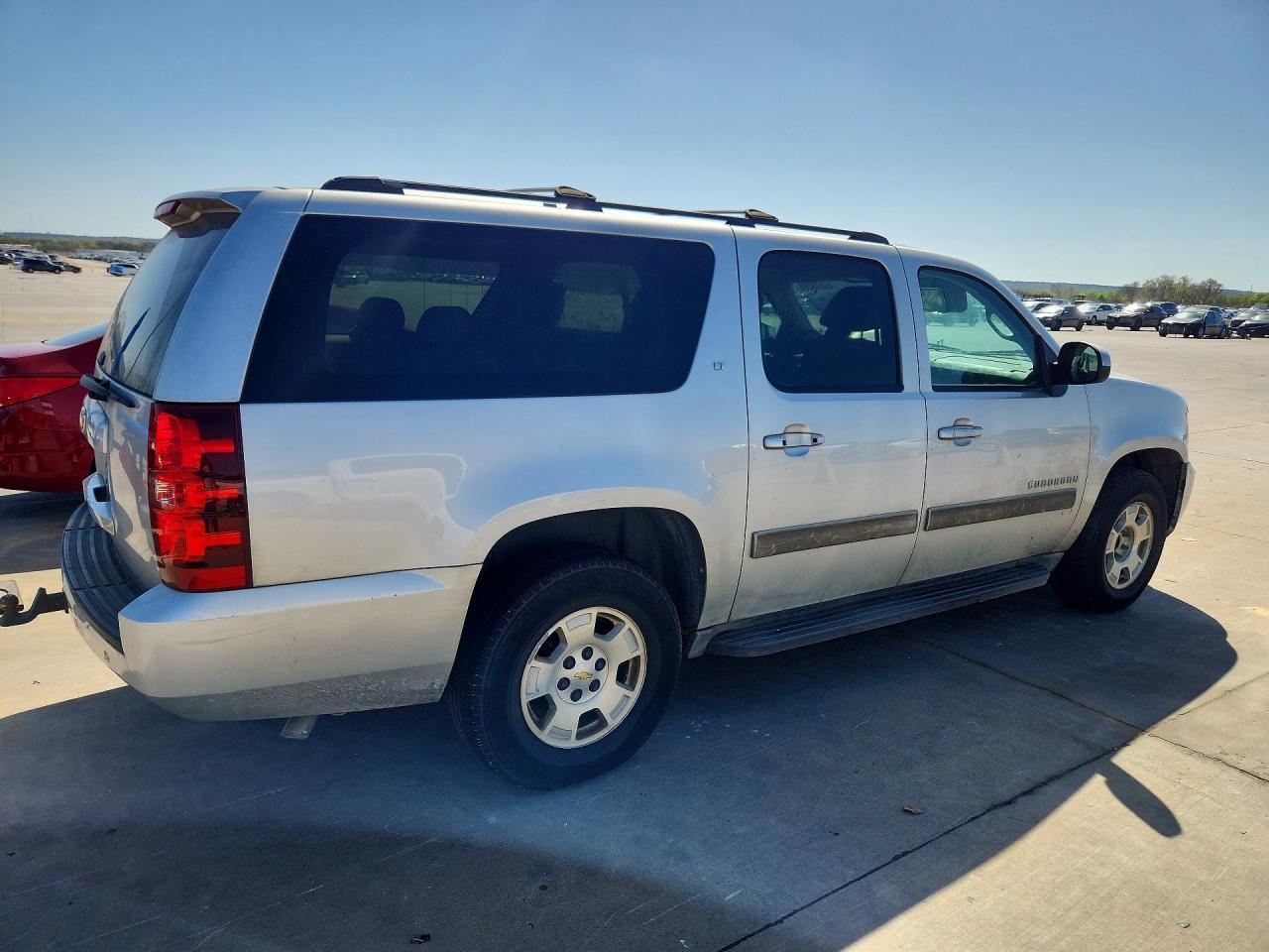 2014 CHEVROLET Suburban