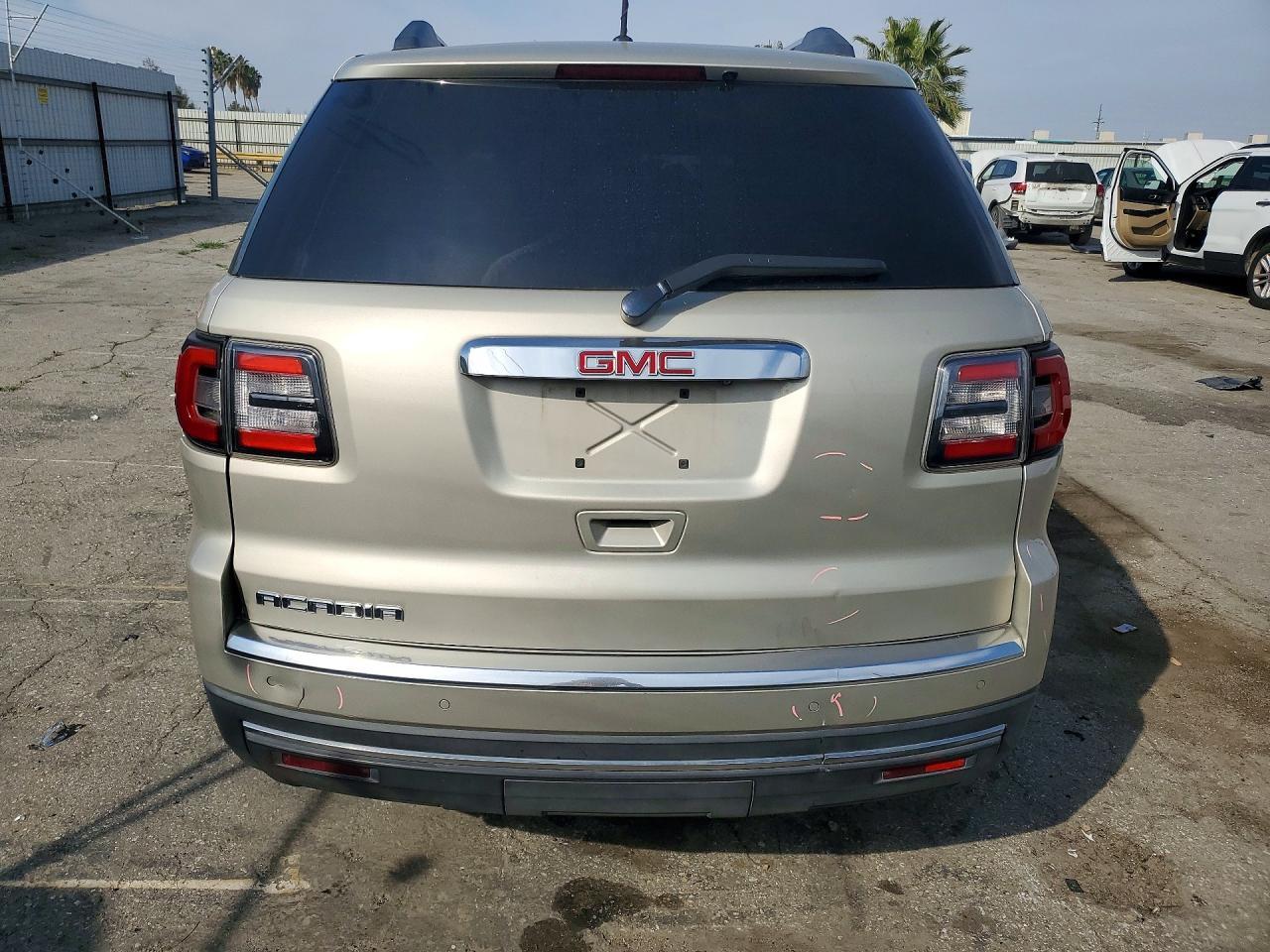 2013 GMC ACADIA