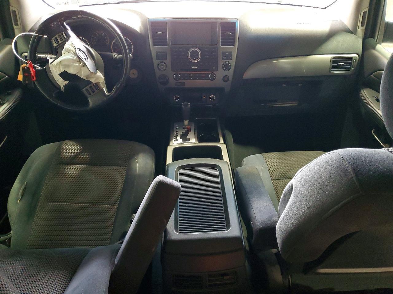 2010 NISSAN Armada