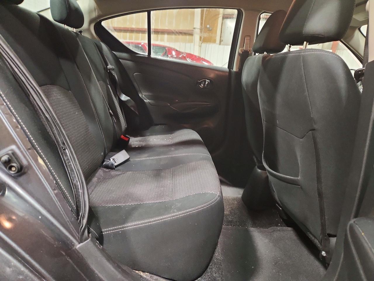 2017 NISSAN VERSA