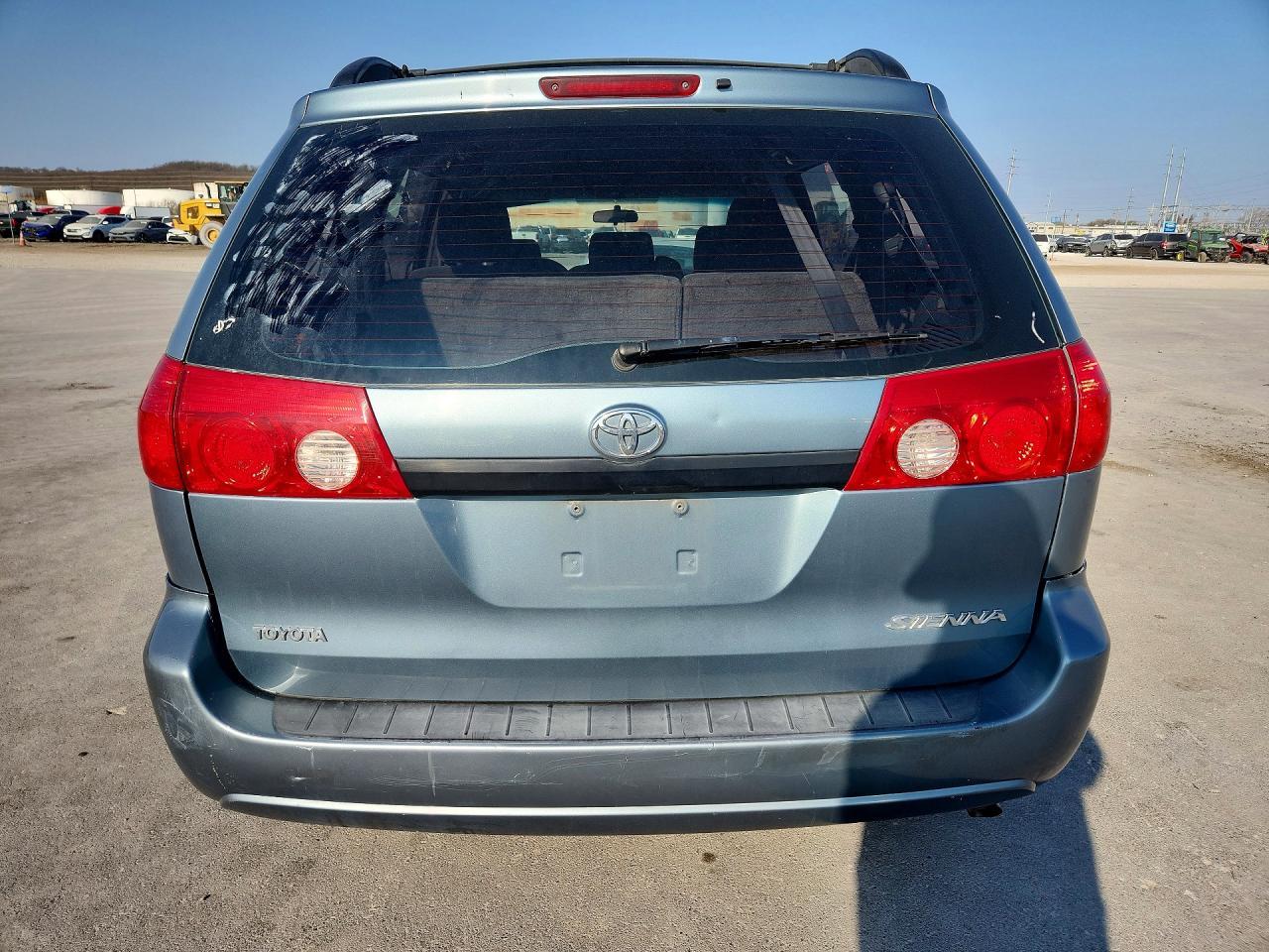 2007 TOYOTA SIENNA