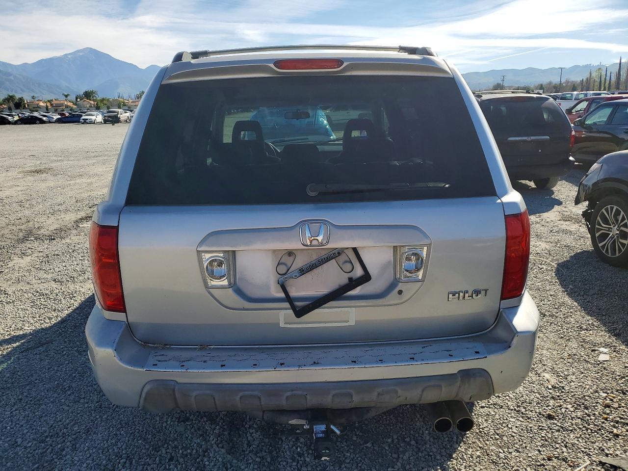2004 HONDA PILOT