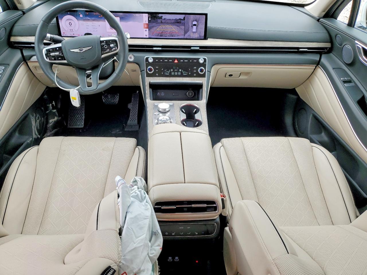 2025 GENESIS GV80