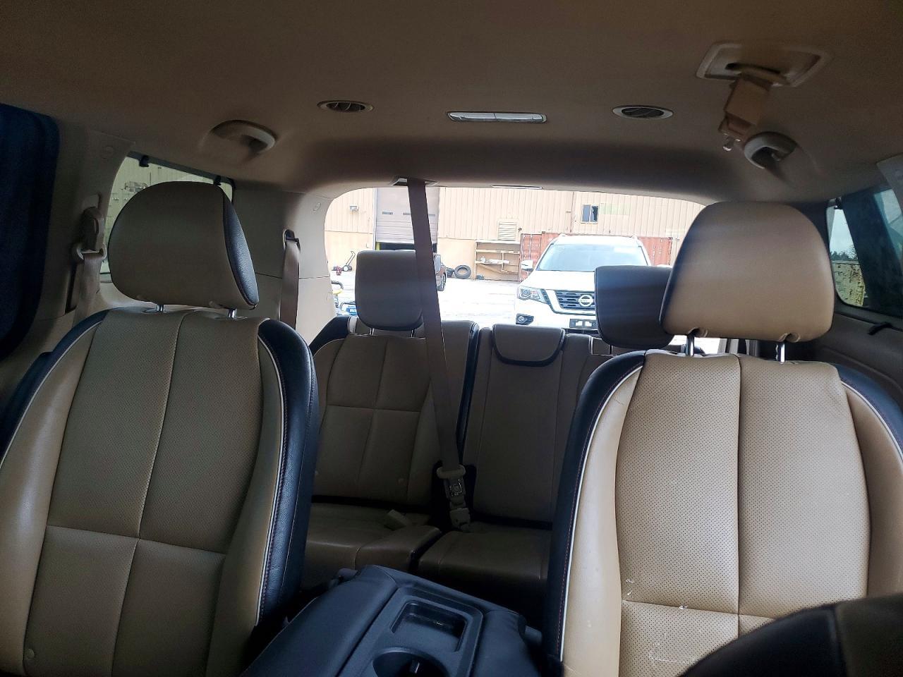 2017 KIA SEDONA