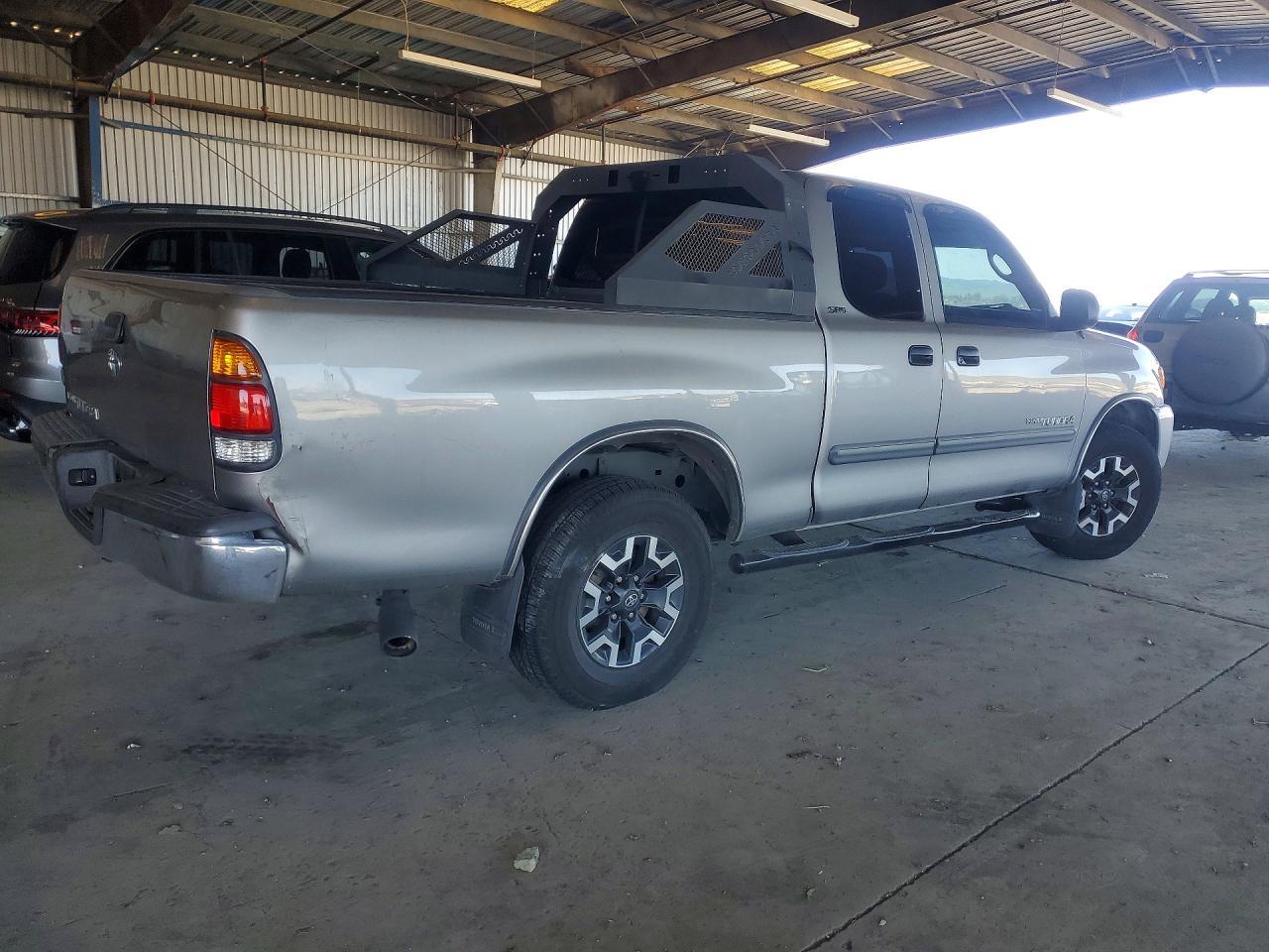 2003 TOYOTA TUNDRA