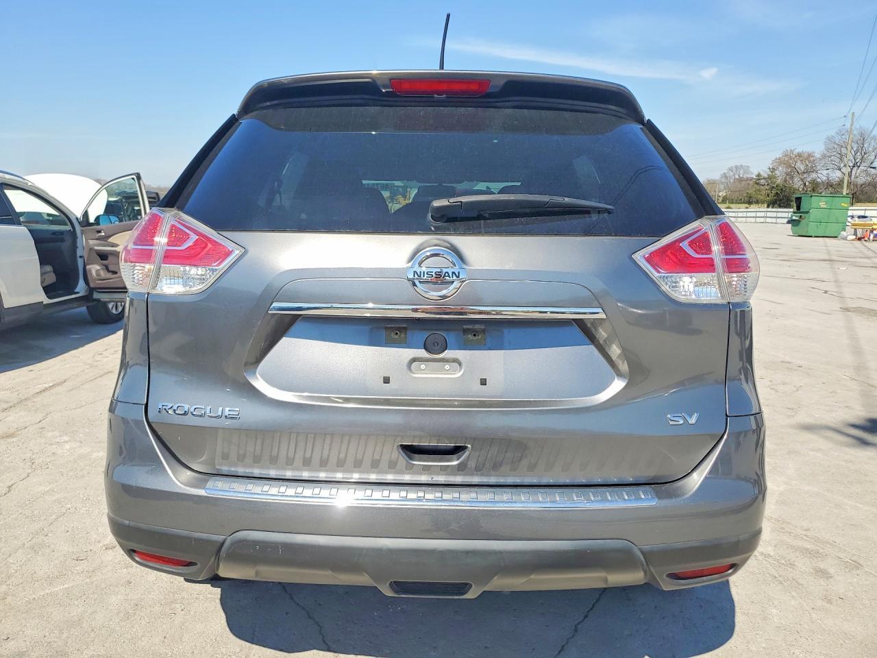 2015 NISSAN ROGUE
