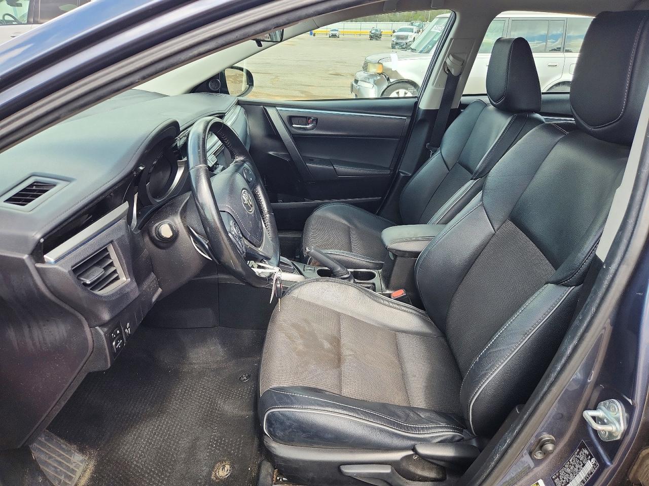 2016 TOYOTA COROLLA