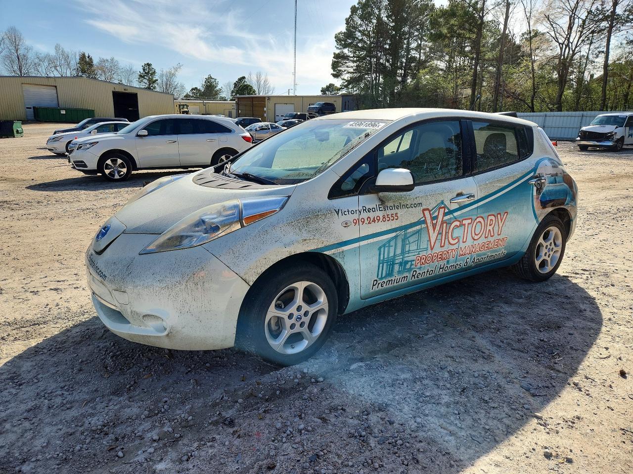 2011 NISSAN LEAF